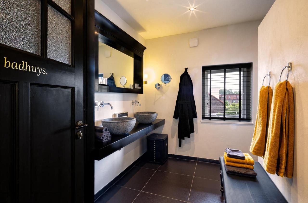 Bed & Breakfast - Gallery 'T Speelhuys Breda Exterior photo